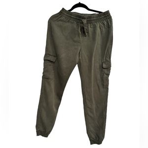 Forever 21 Green Jogger Front Tie Pants